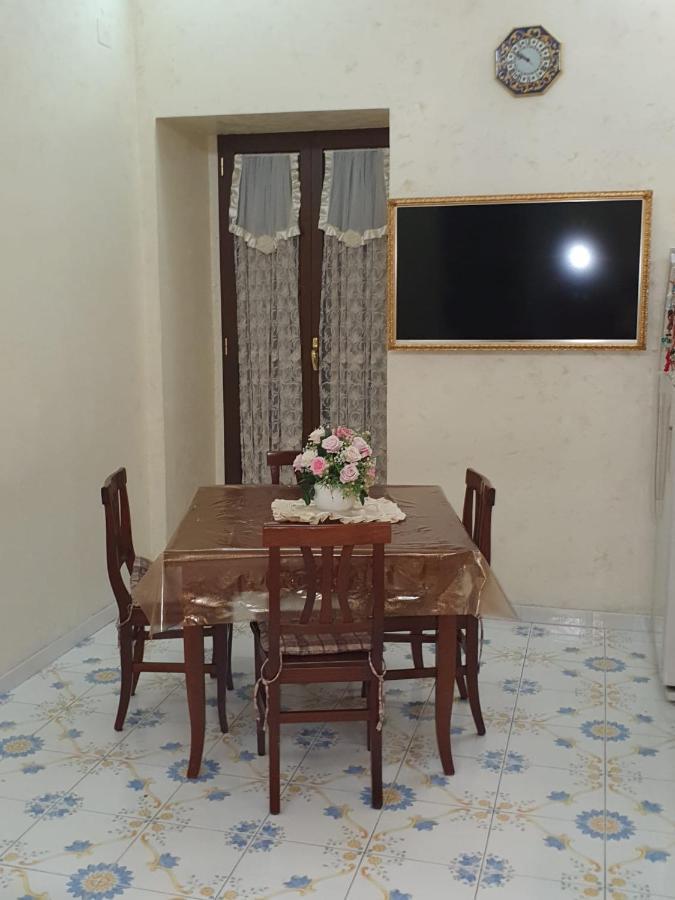 Al Centro Storico Home نابولي المظهر الخارجي الصورة