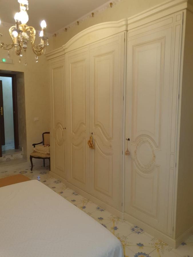 Al Centro Storico Home نابولي المظهر الخارجي الصورة
