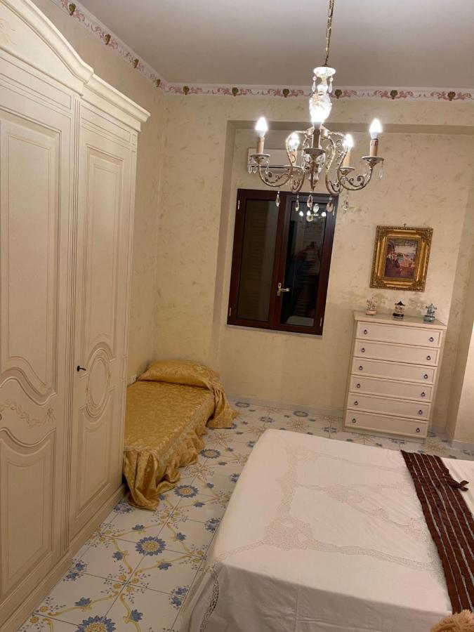 Al Centro Storico Home نابولي المظهر الخارجي الصورة
