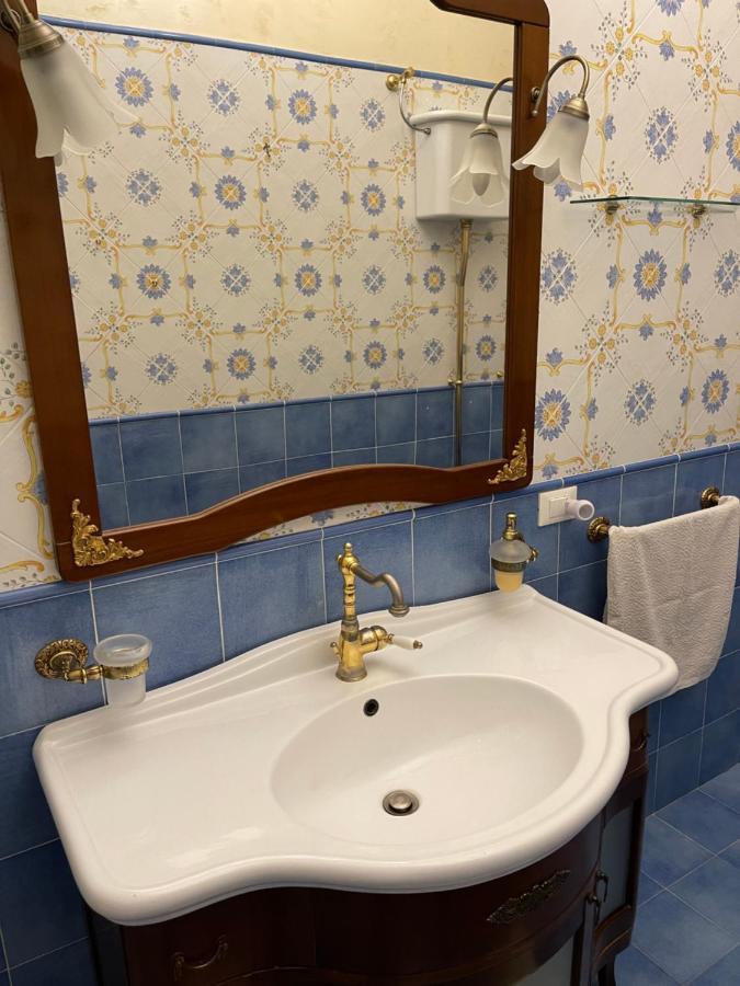 Al Centro Storico Home نابولي المظهر الخارجي الصورة