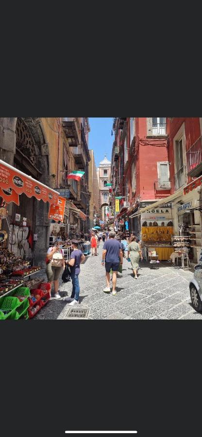 Al Centro Storico Home نابولي المظهر الخارجي الصورة