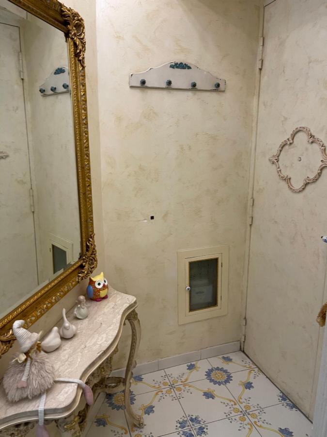 Al Centro Storico Home نابولي المظهر الخارجي الصورة